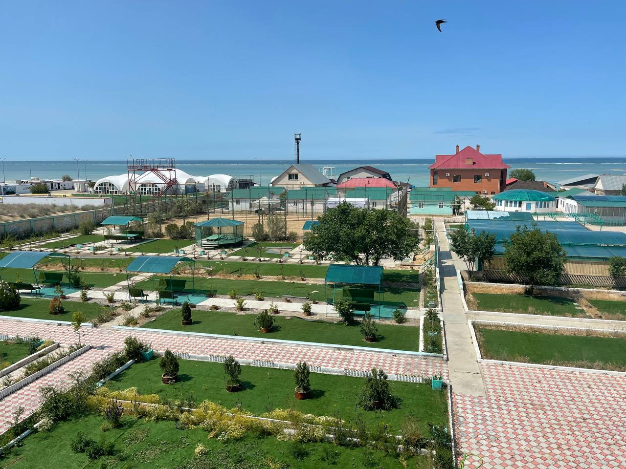Панорамный вид на курорт Сая с видом на Каспийское море